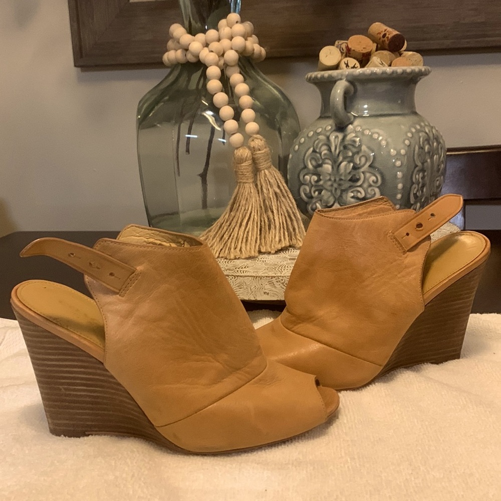 tan